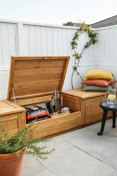 Built In Bench Seating With Storage